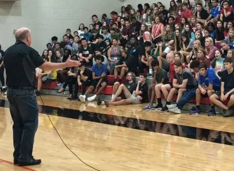 John Graden teaching real estate agent safety seminar